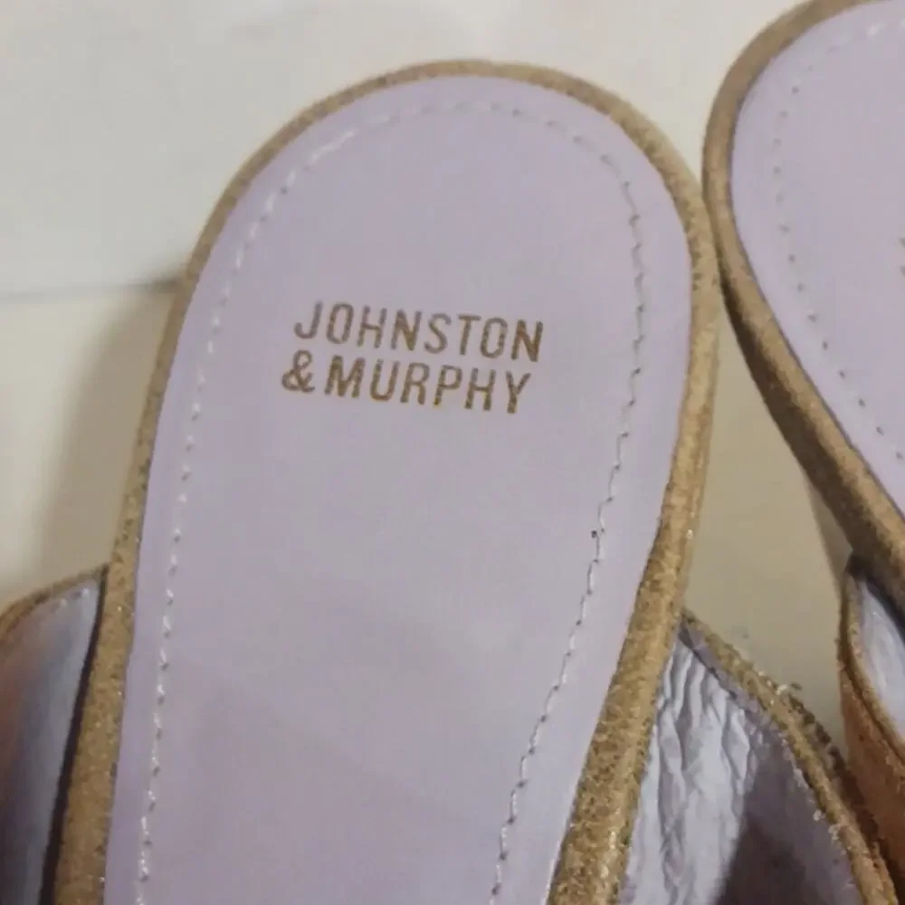 Johnson & Murphy Tan Suede Metallic trim Wedge Sandal sz 8.5